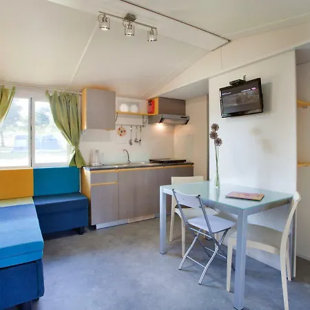 Holiday Camping Lanterna.2 Nyaraló Poreč